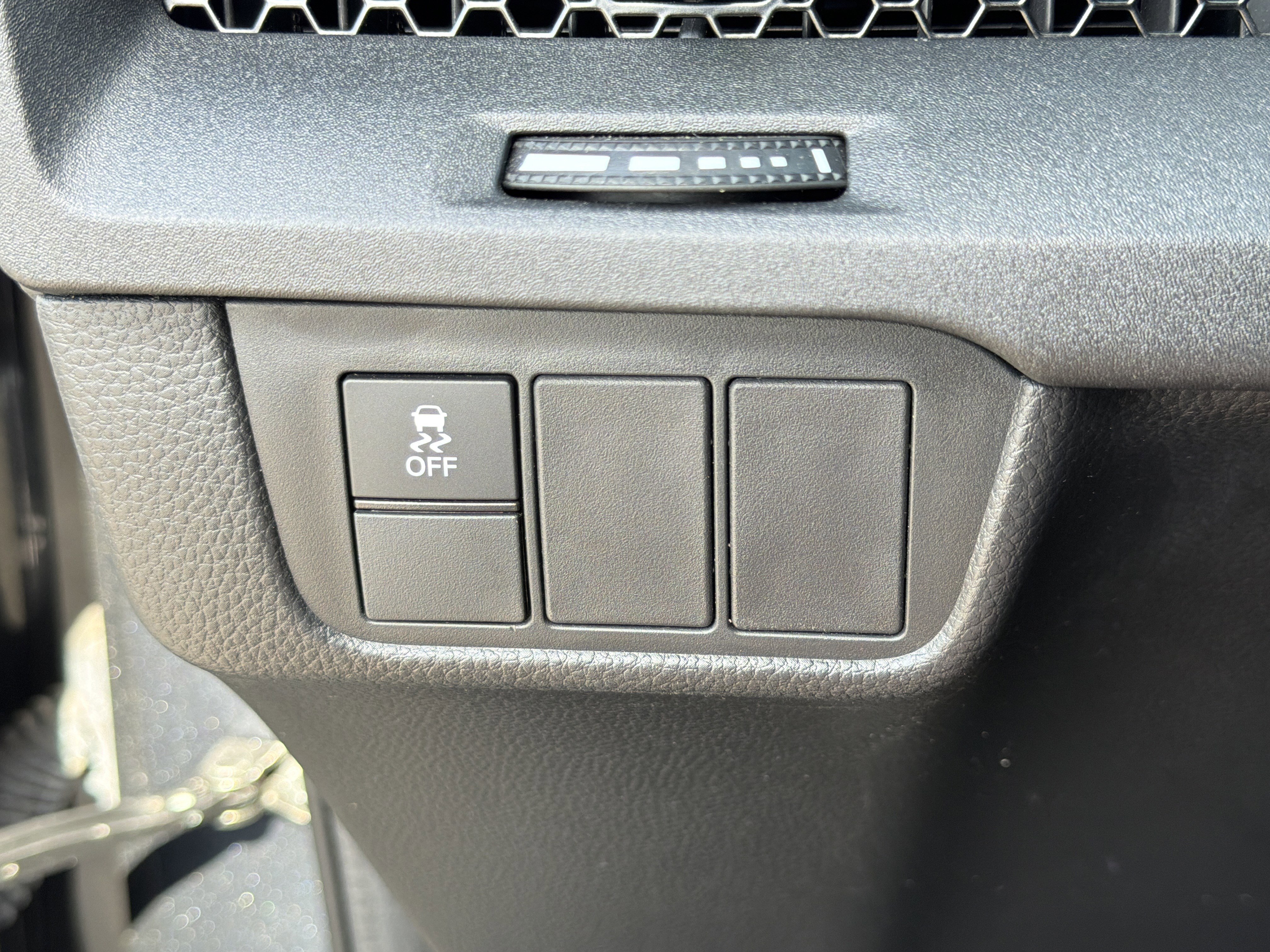 Used 2024  Honda EX image 16