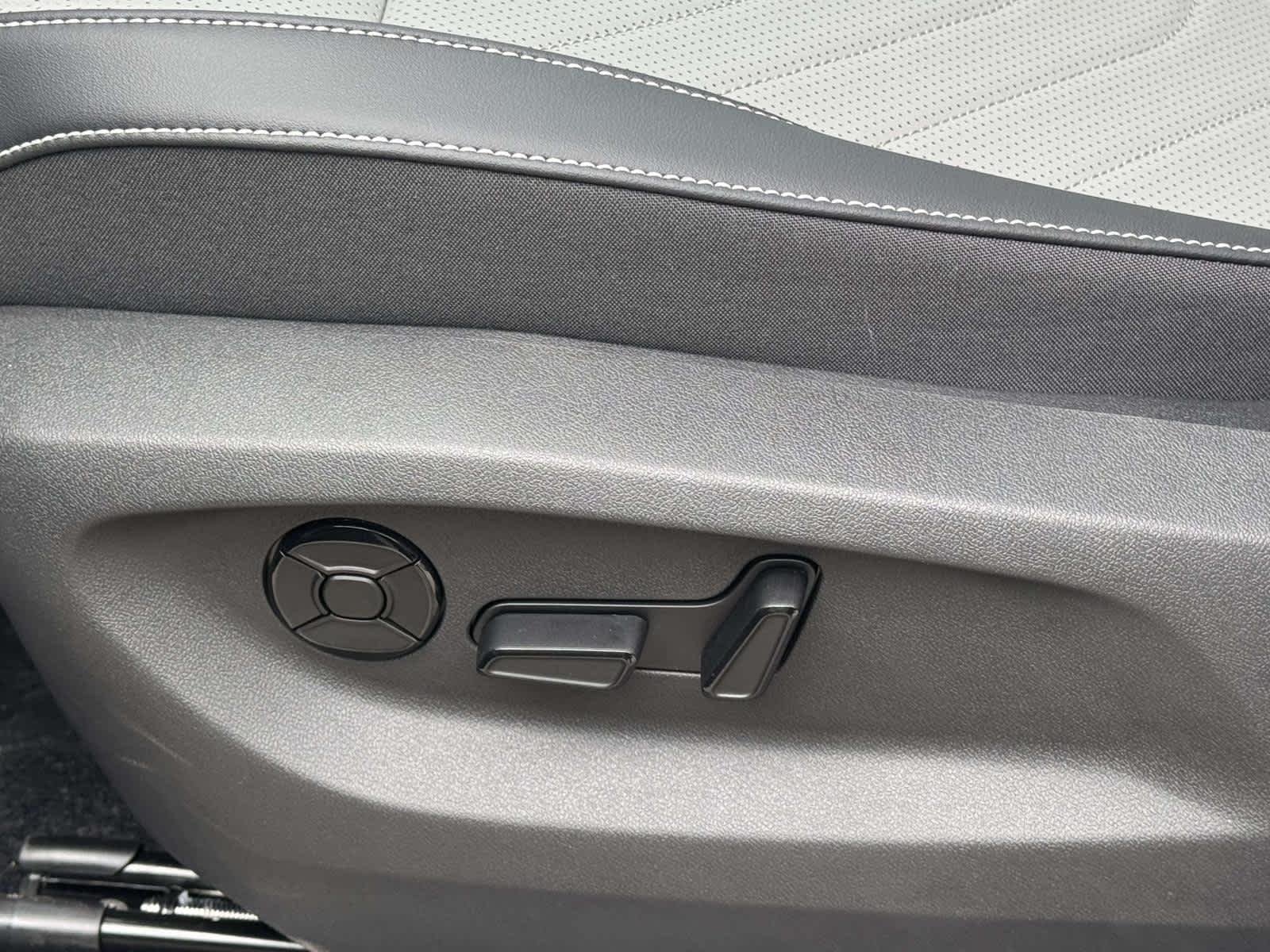 New 2026 Monterey Blue Pearl Volkswagen SE R-Line Black image 16