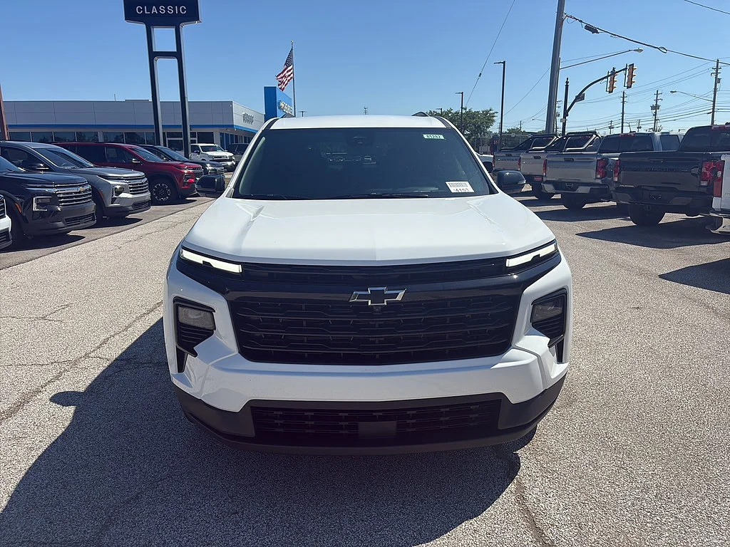 New 2026 Summit White Chevrolet LT image 8