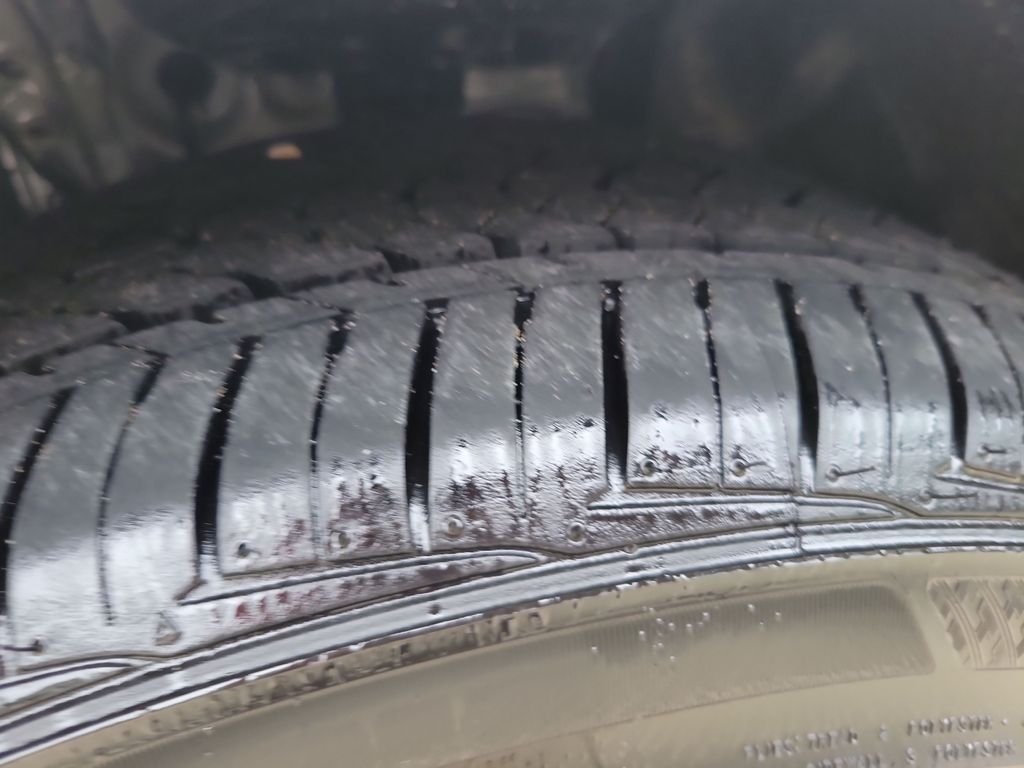 Used 2026  Toyota SE image 23