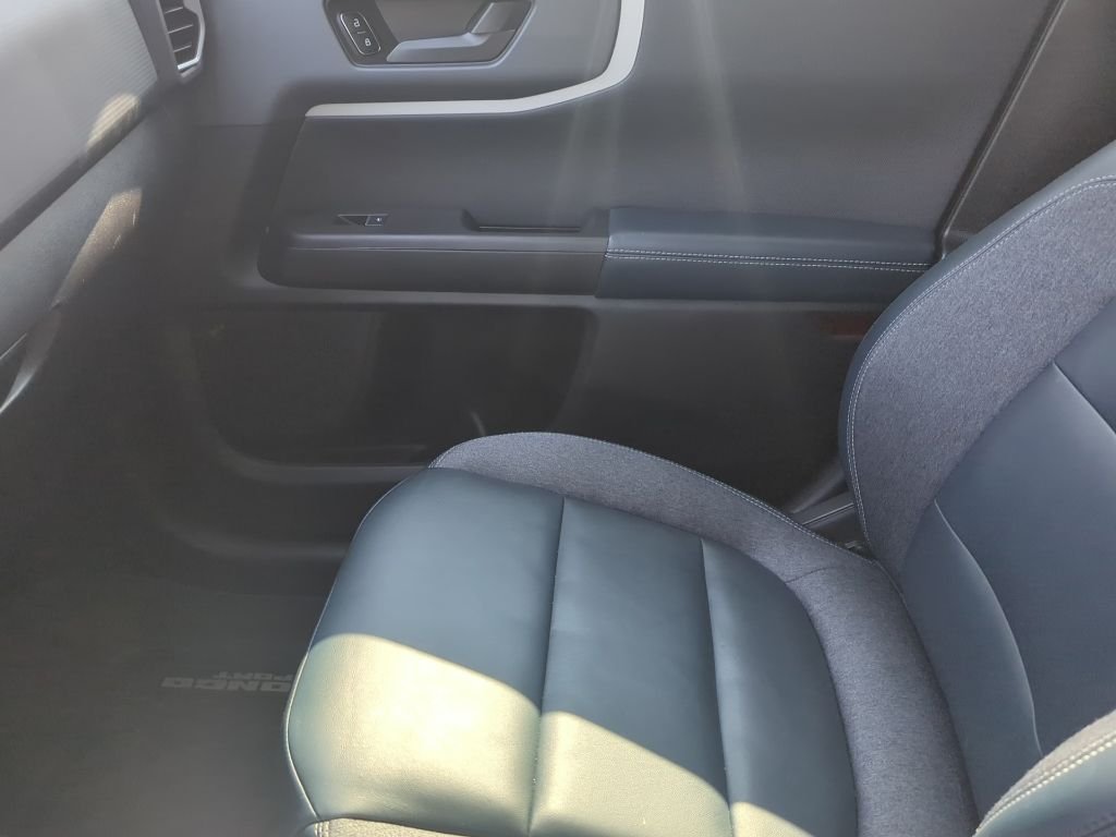 Used 2023 Black Ford Outer Banks image 19