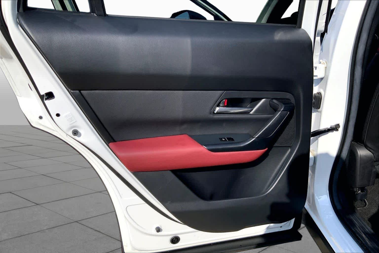 Used 2026 Wind Chill Pearl Mazda Premium Plus image 22