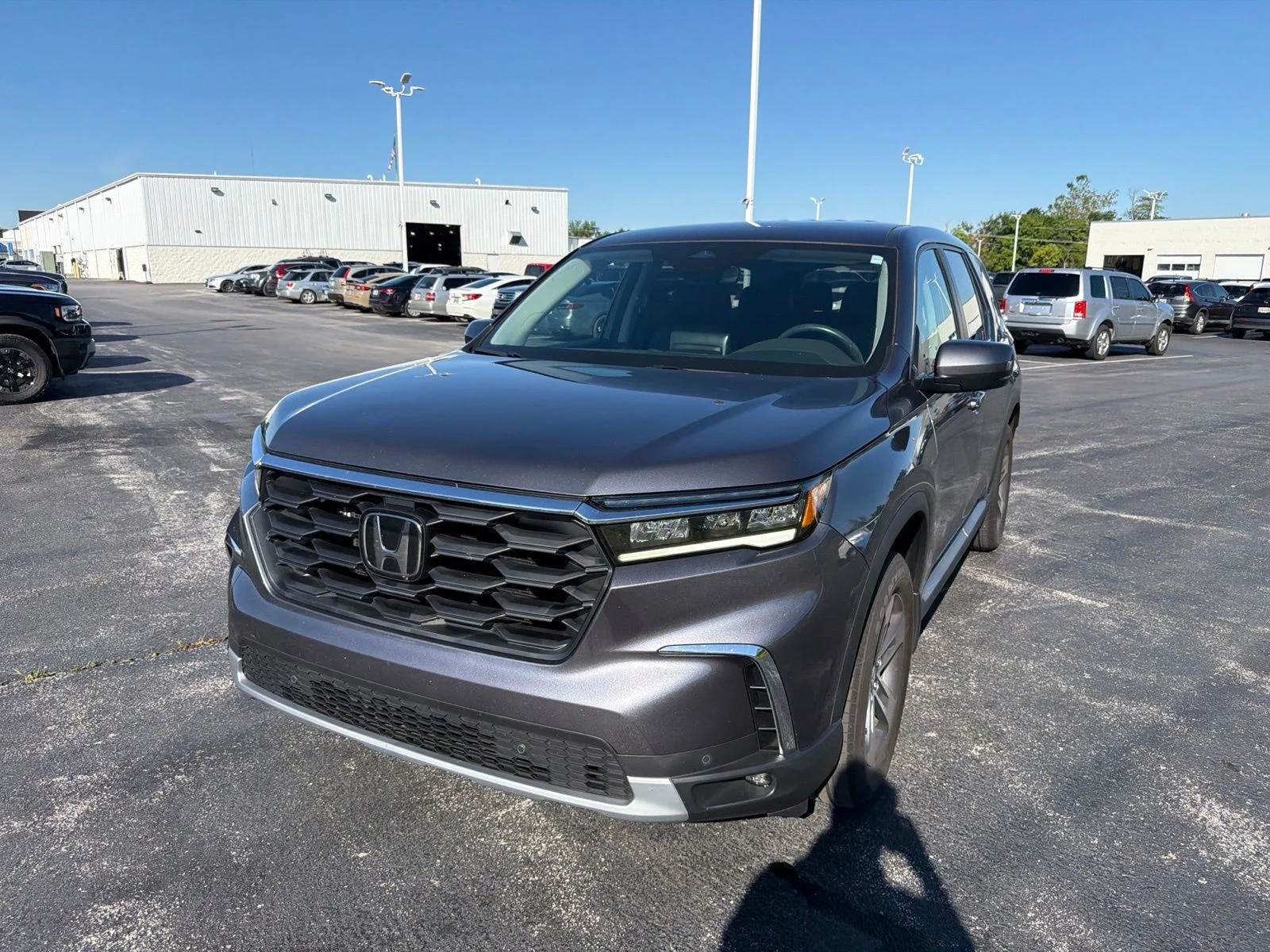 Used 2024 Gray Honda EX-L image 2