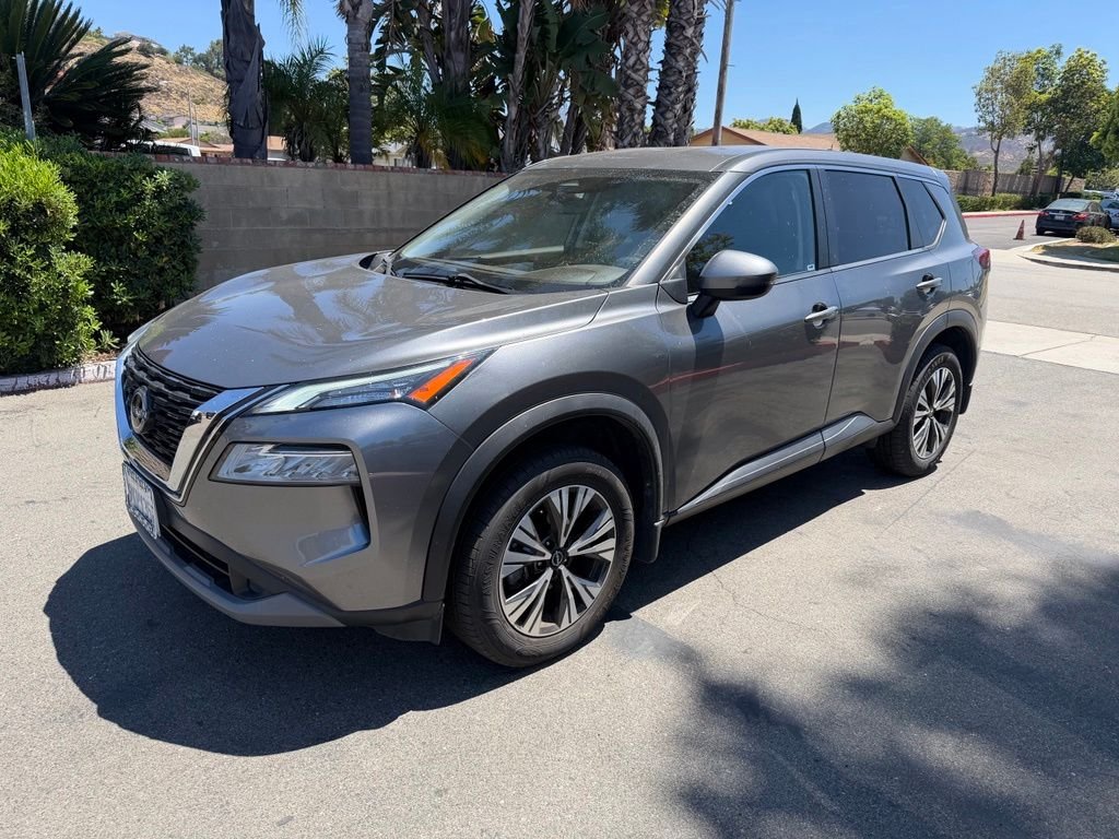 Used 2023 Gray Nissan SV image 5