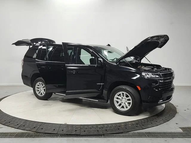 Used 2021 Black Chevrolet LT image 9