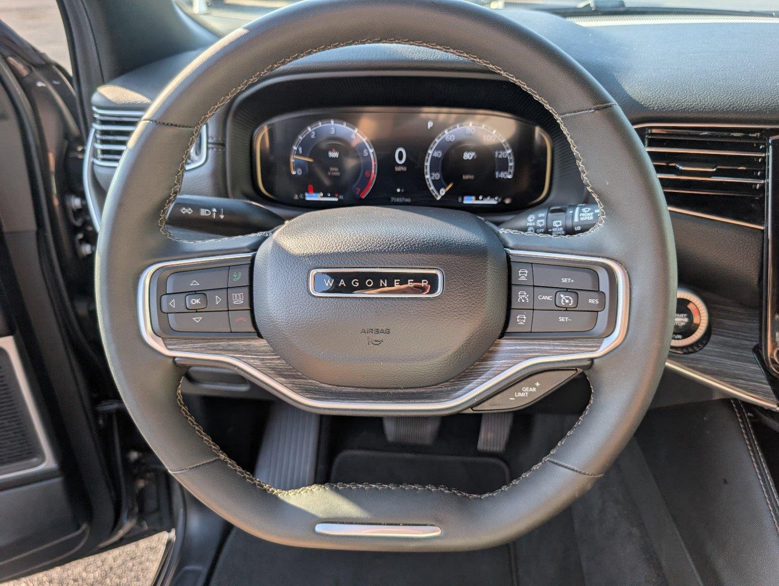 Used 2024 Baltic Gray Metallic Clearcoat Jeep Series III image 28