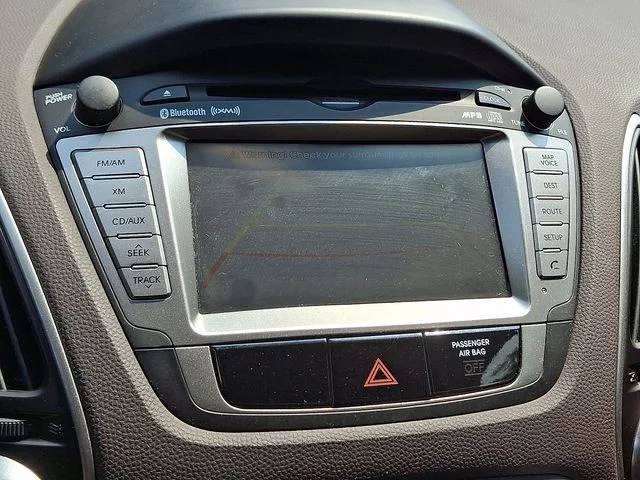 Used 2011 Gray Hyundai Limited image 25