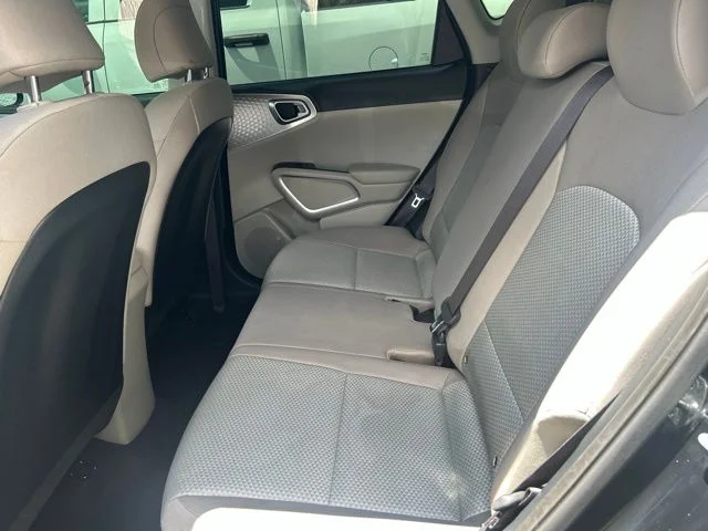 Used 2022 Black Kia LX image 7