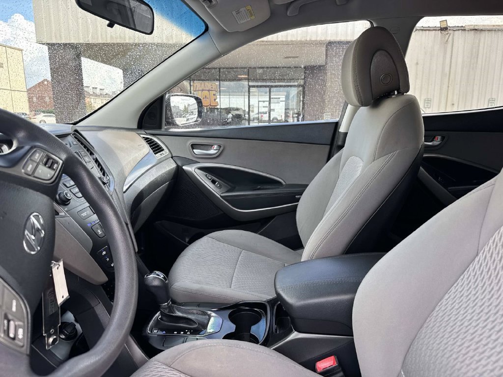 Used 2016 Gray Hyundai 2.4 Base image 12