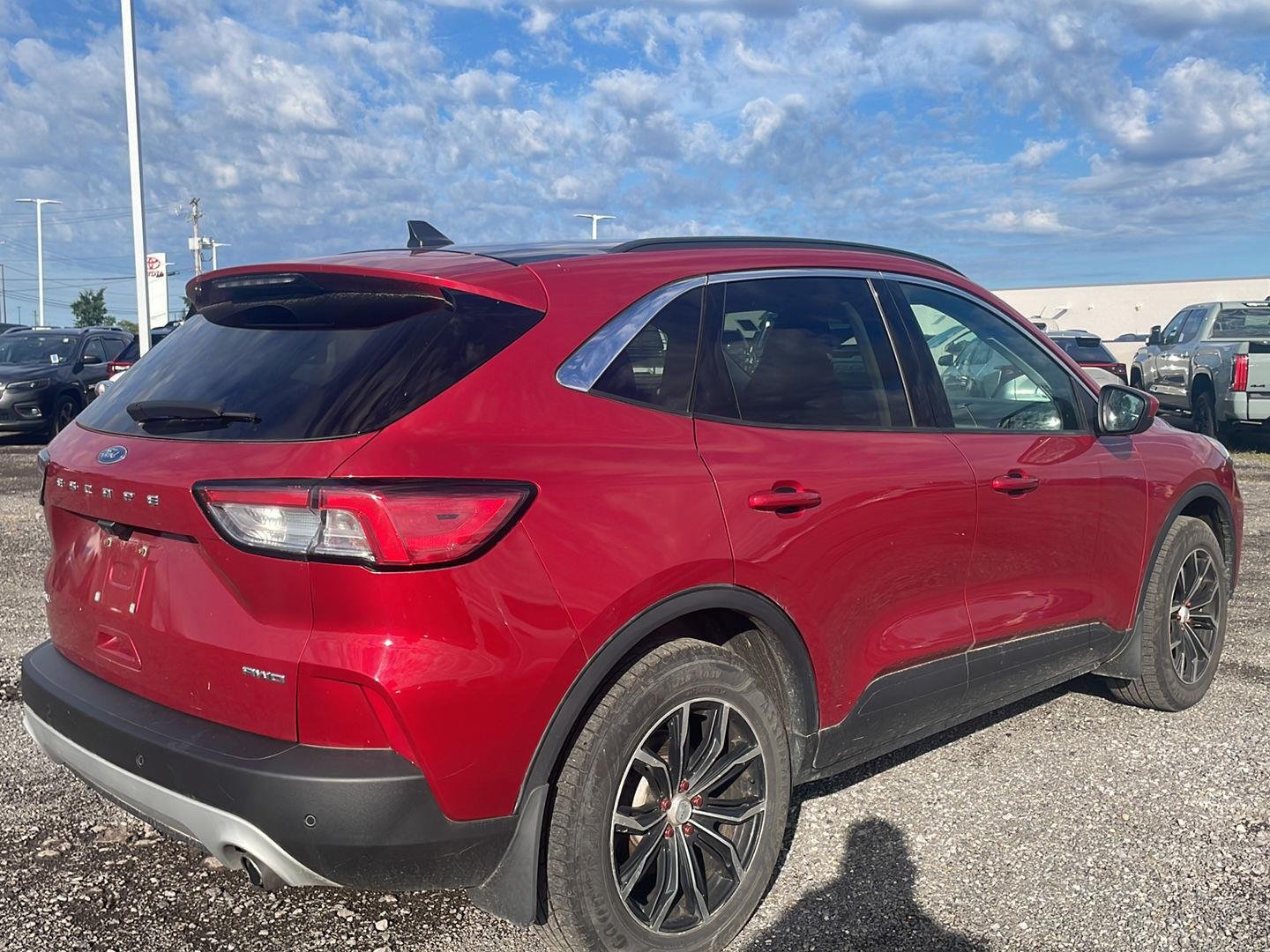 Used 2022 Rapid Red Metallic Tinted Clearcoat Ford SEL image 8
