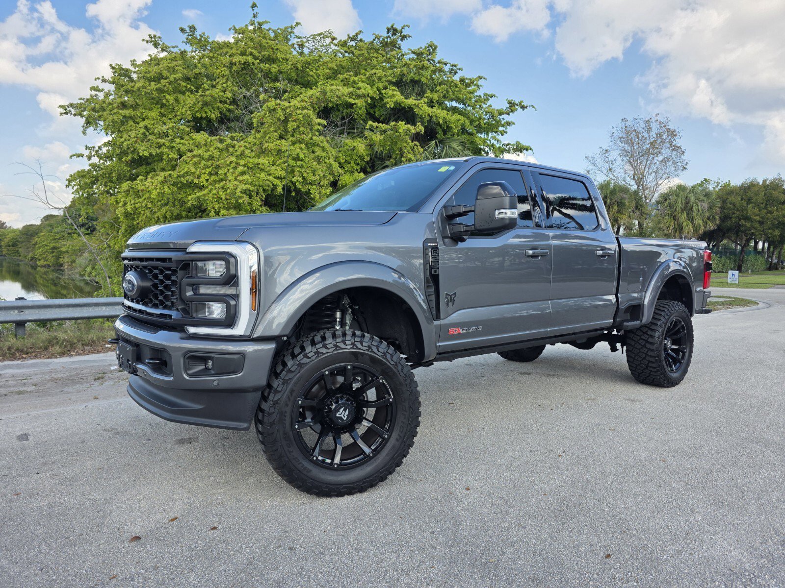 2024 Ford F-250 Super Duty Lariat