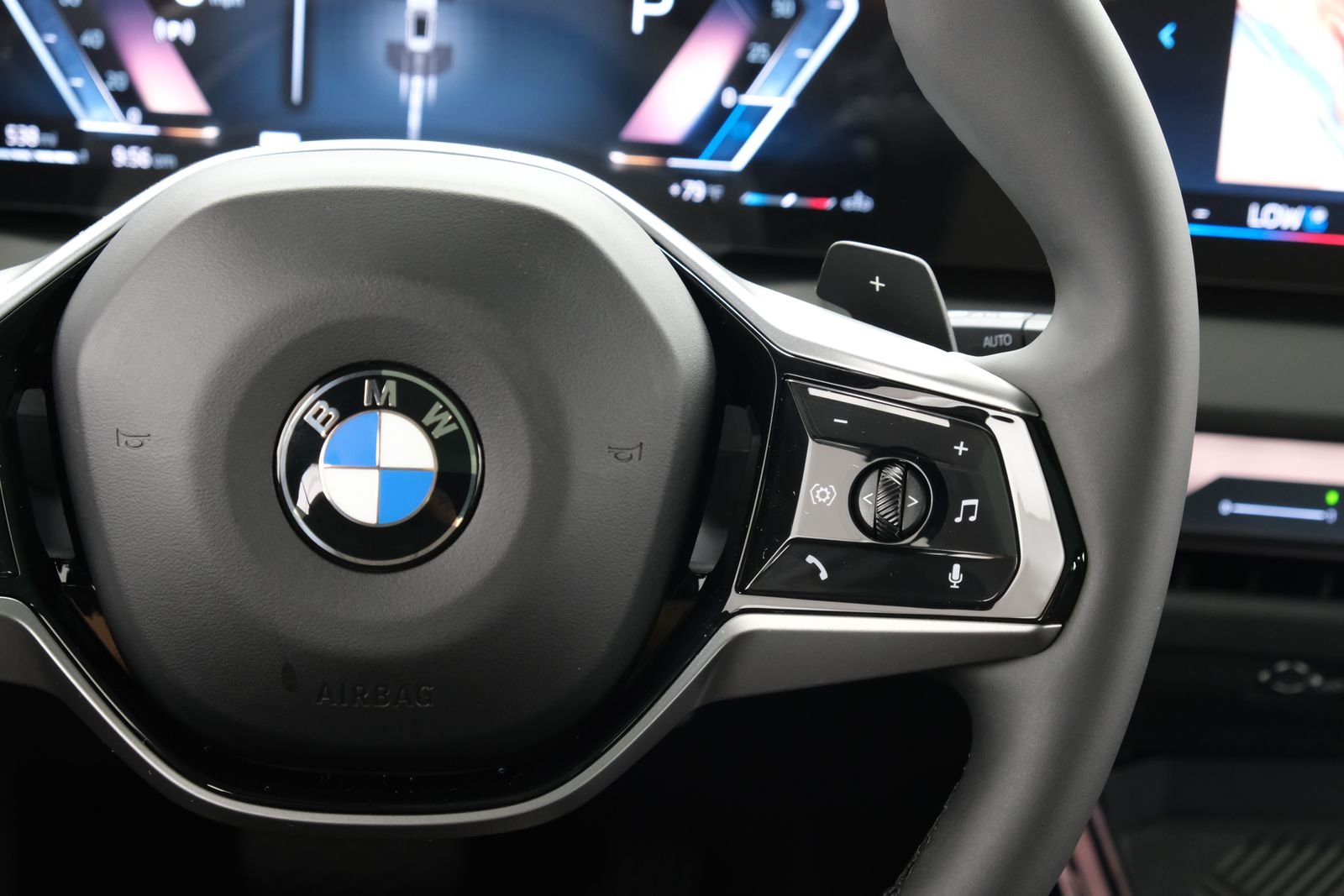 New 2026 Alpine White BMW 30 xDrive image 14