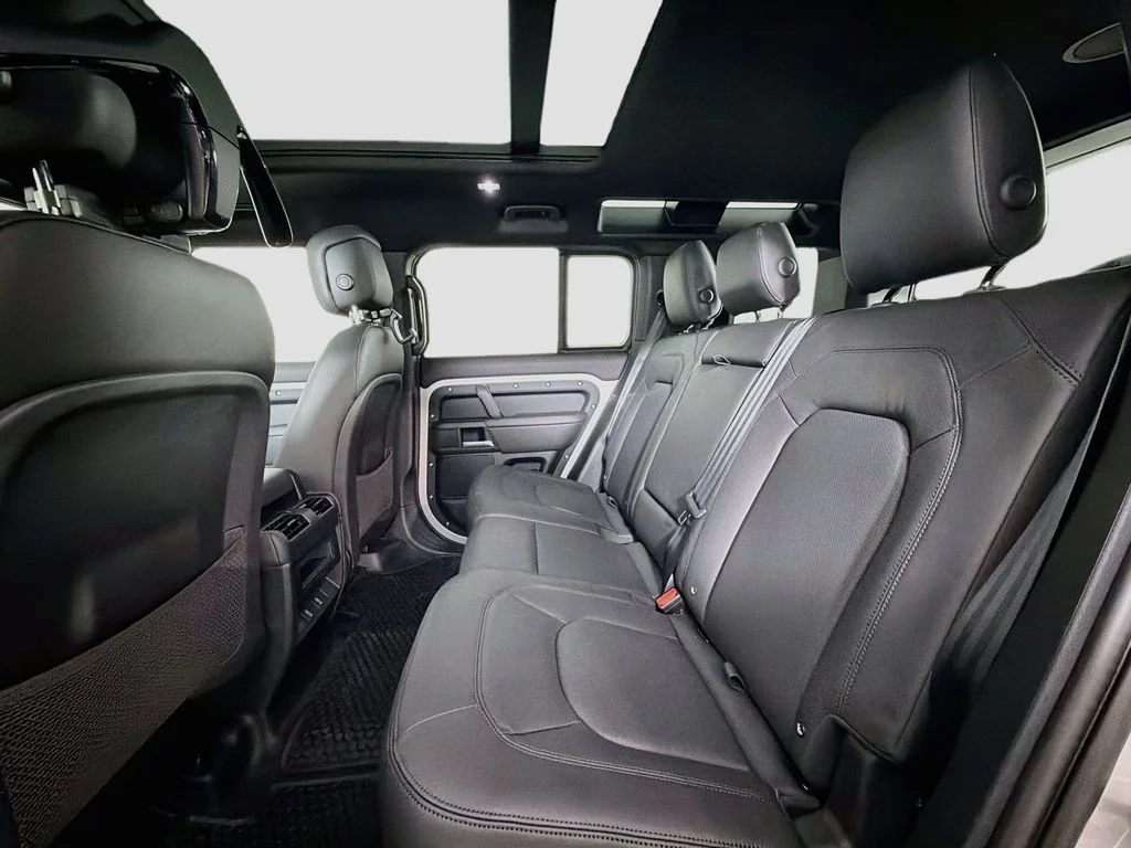New 2026 Borasco Grey Land Rover X-Dynamic SE image 26