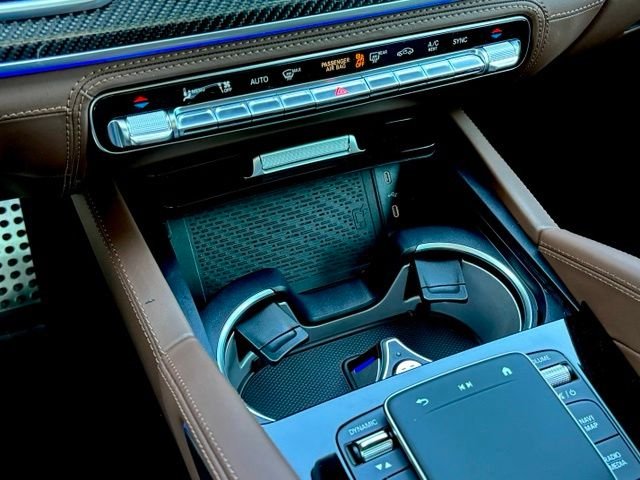 New 2026 MANUFAKTUR Ireland Mid Green Metallic Mercedes-Benz AMG® GLS 63 4MATIC+ SUV image 18