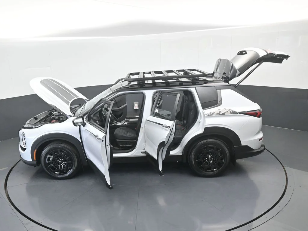New 2026 White / Black Mitsubishi Trail Edition image 76