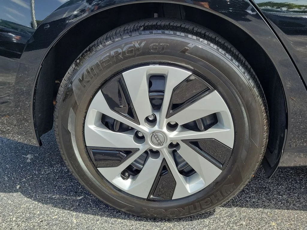 Certified Used 2025 Black Nissan 2.5 S image 8