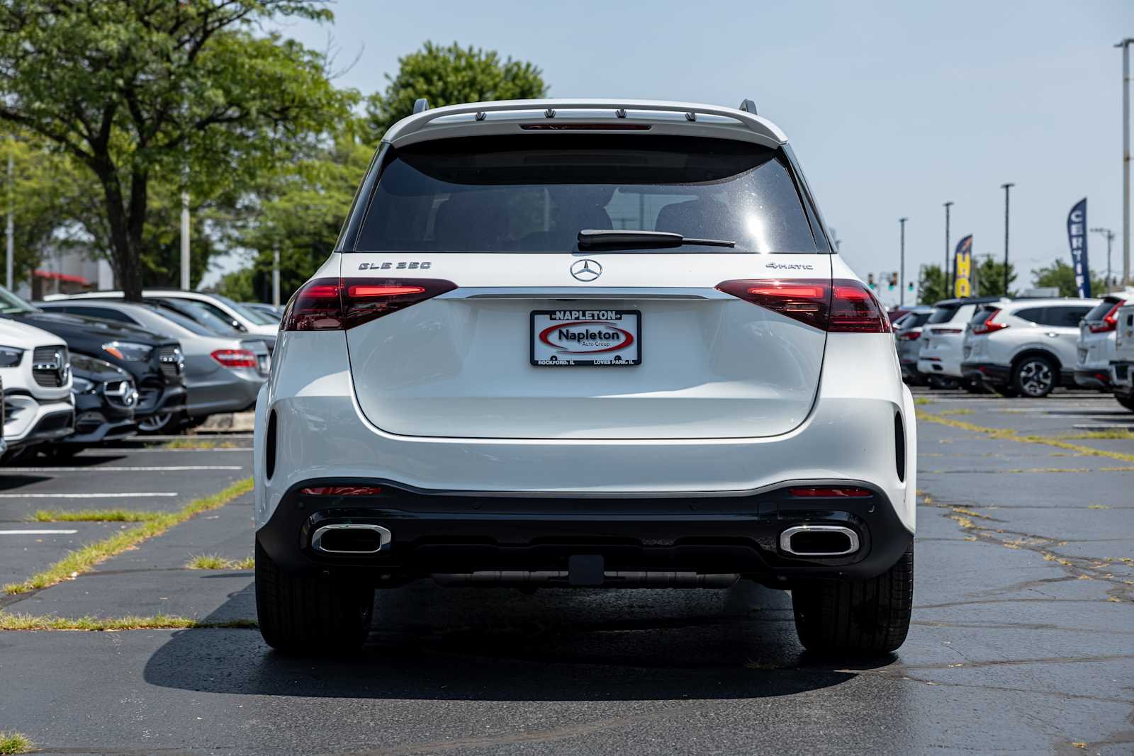 New 2026 Polar White Mercedes-Benz GLE 350 image 4