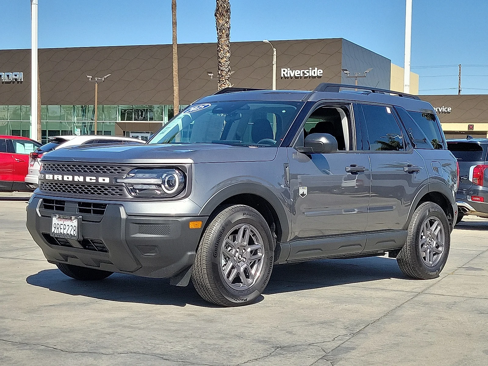 Used 2025 Gray Metallic Ford Big Bend image 1