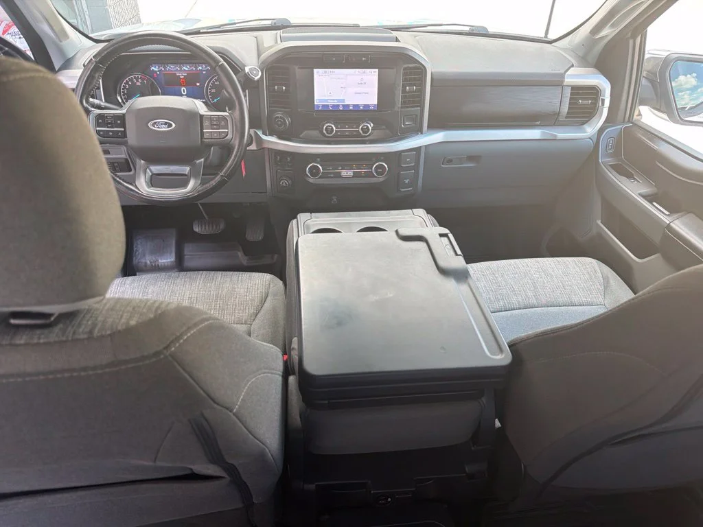 Used 2022 Oxford White Ford XLT image 14