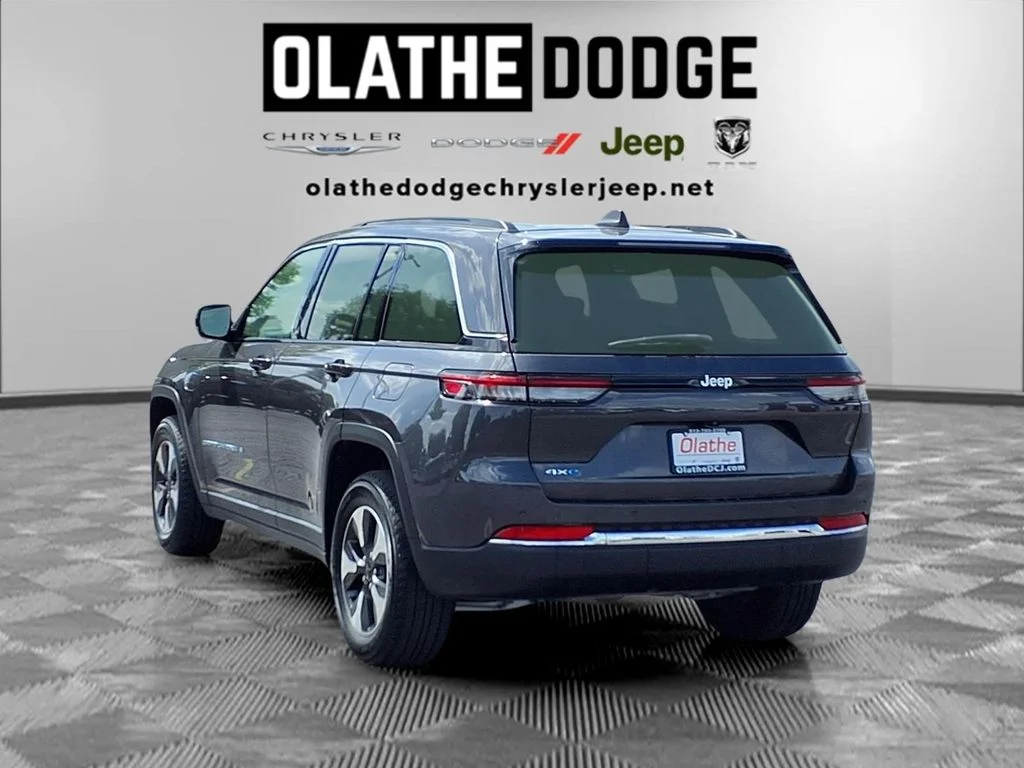 Certified Used 2024 Gray Jeep 4xe image 3