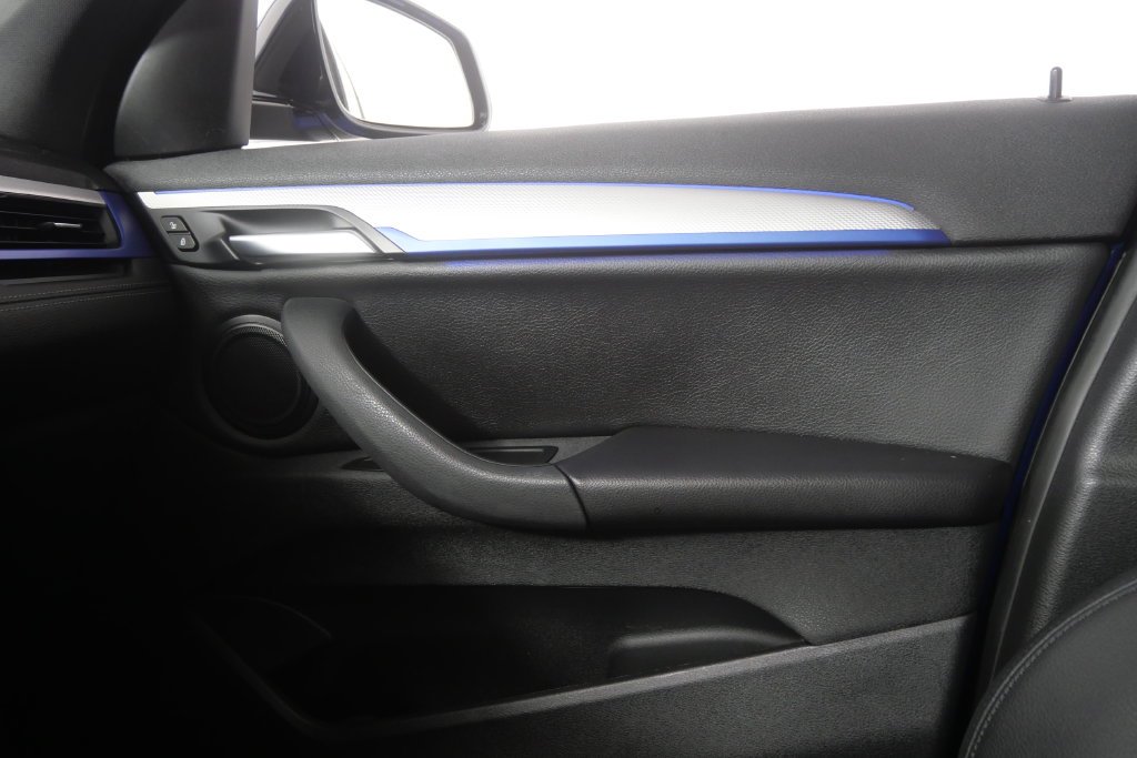 Used 2021 Misano Blue Metallic BMW xDrive28i image 25