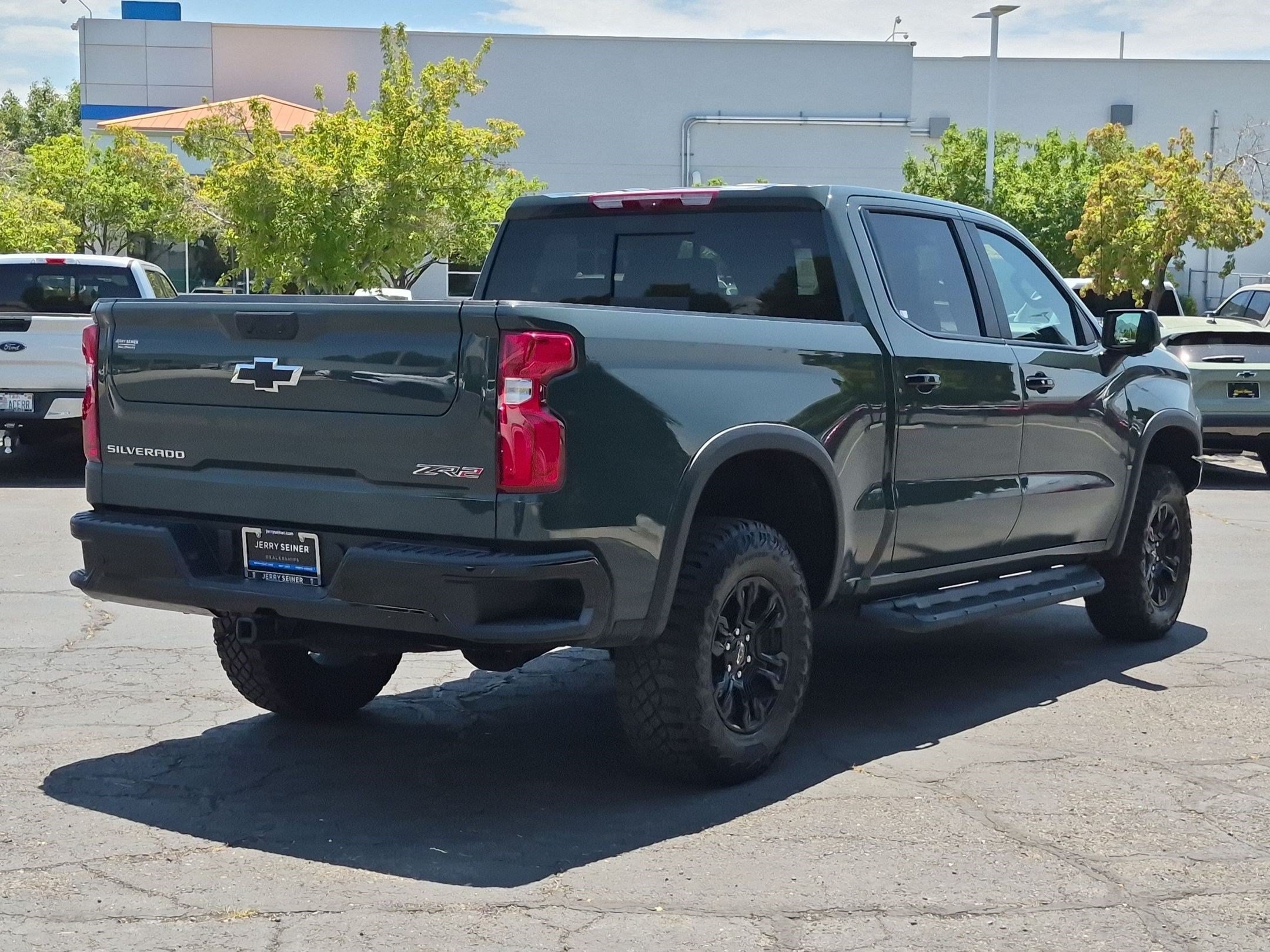 Used 2025 Cypress Gray Chevrolet ZR2 image 5