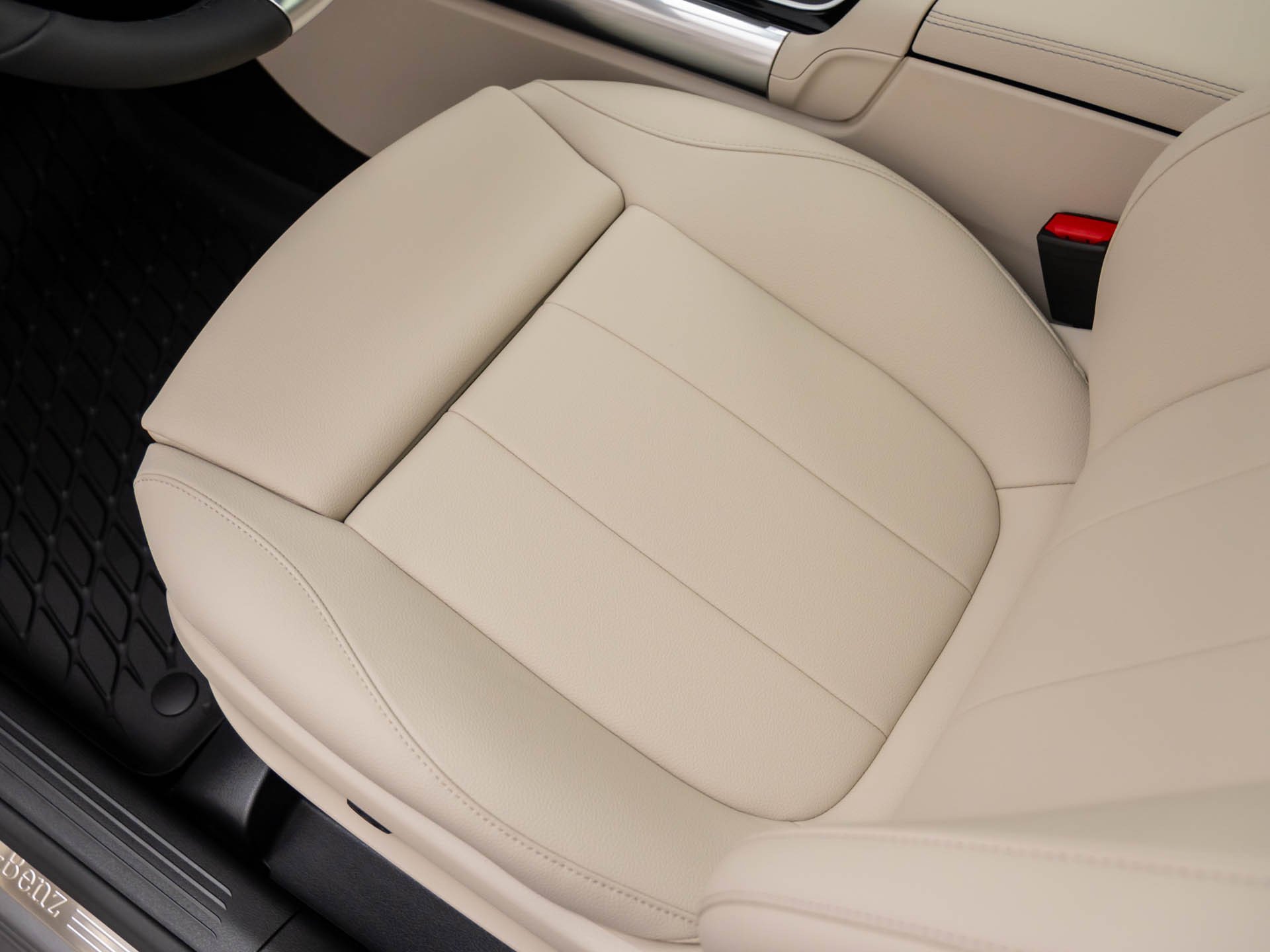 New 2026 Gray Mercedes-Benz GLA 250 image 58