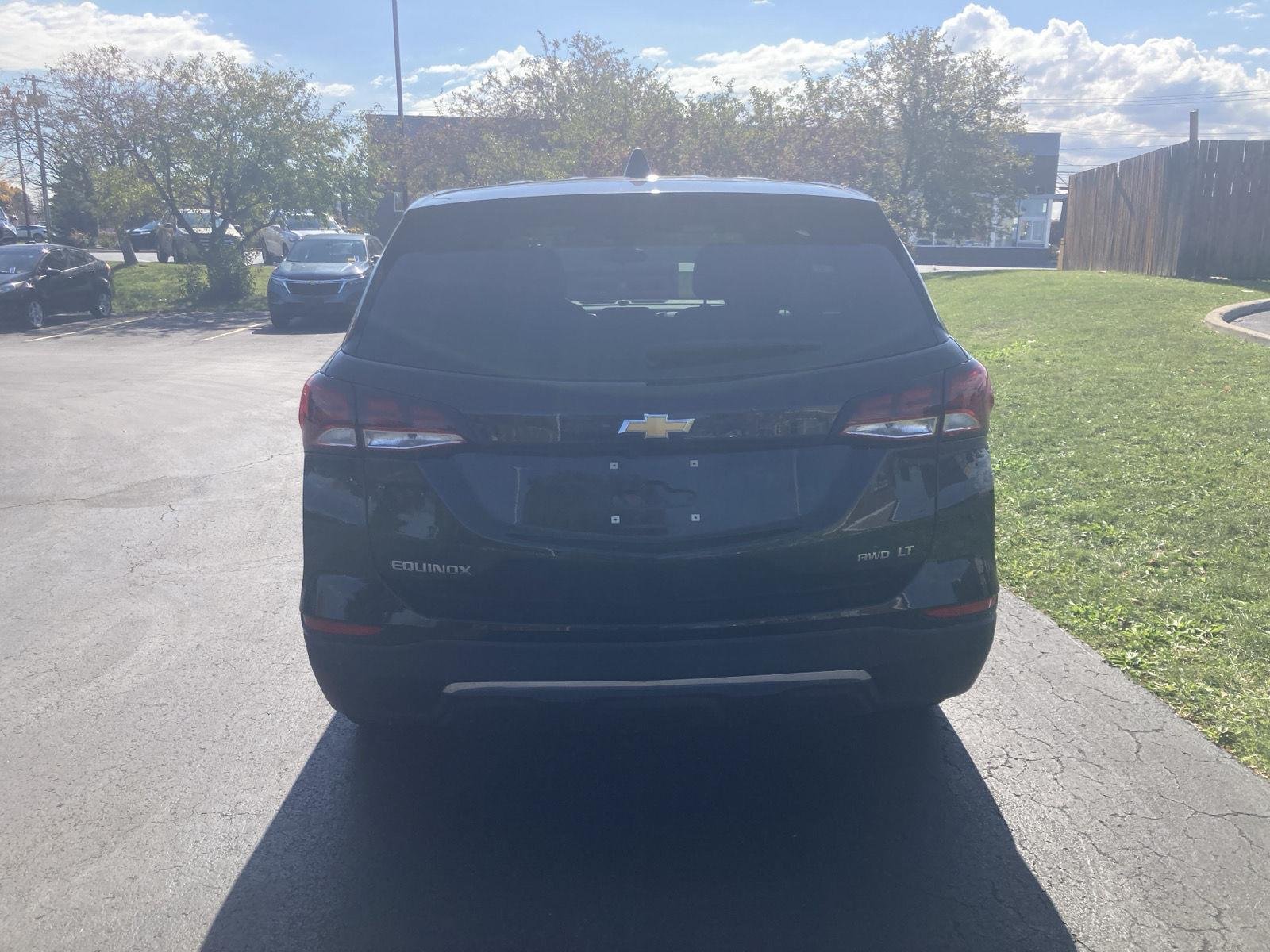 Used 2024 Mosaic Black Metallic Chevrolet LT image 6
