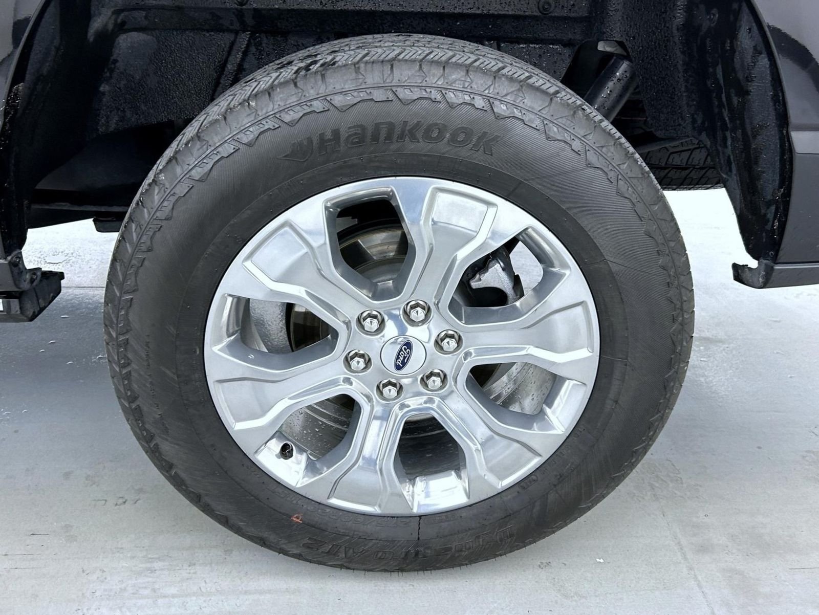 Used 2023 Black Ford Platinum image 23