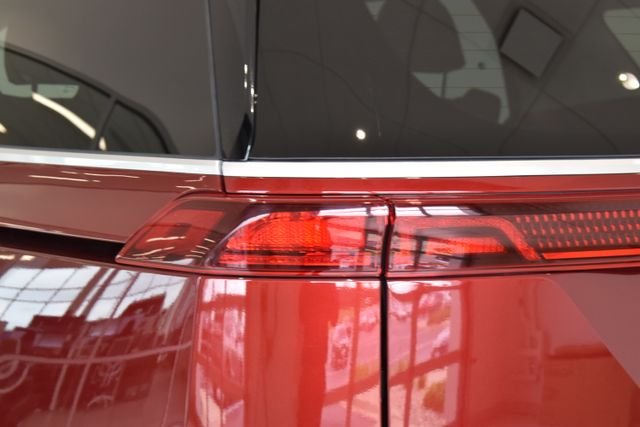 Used 2024 Red Kia EX image 7