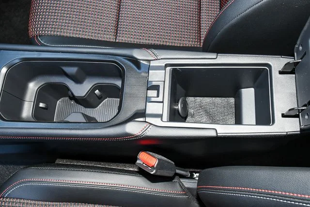 New 2026 Gun Metallic / Scarlet Ember Tintcoat Two-tone Nissan SR image 37