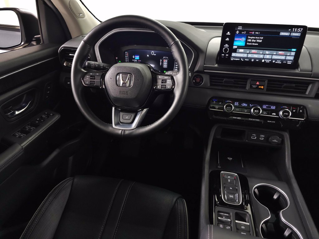 Used 2025 Gray Honda Elite image 19