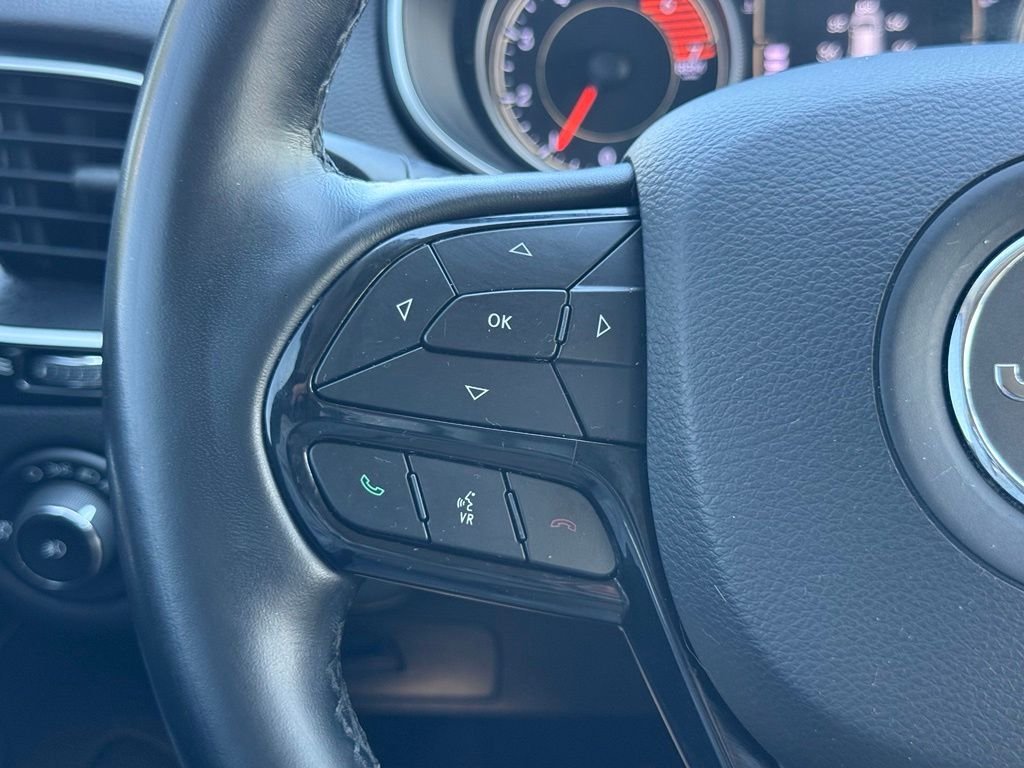 Used 2020 Red Jeep Latitude Plus image 30
