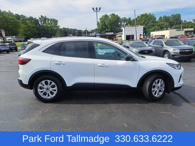 Used 2024 Oxford White Ford Active image 5