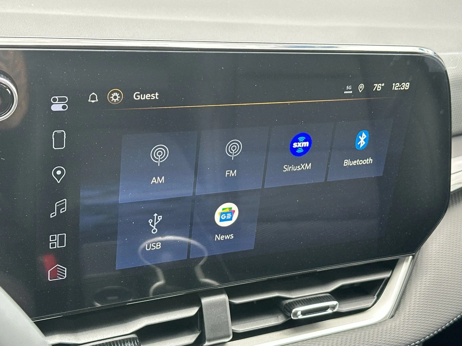 2026 Chevrolet Equinox LT - Photo 18