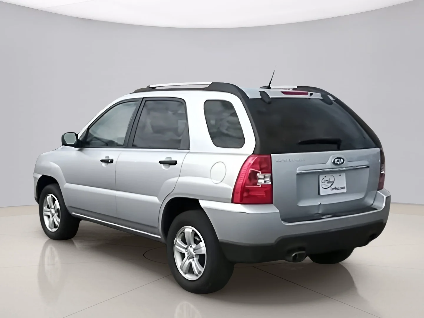 Used 2010 Silver Kia LX image 8
