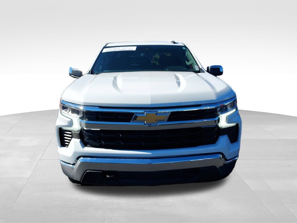 Used 2024 White Chevrolet LT image 8