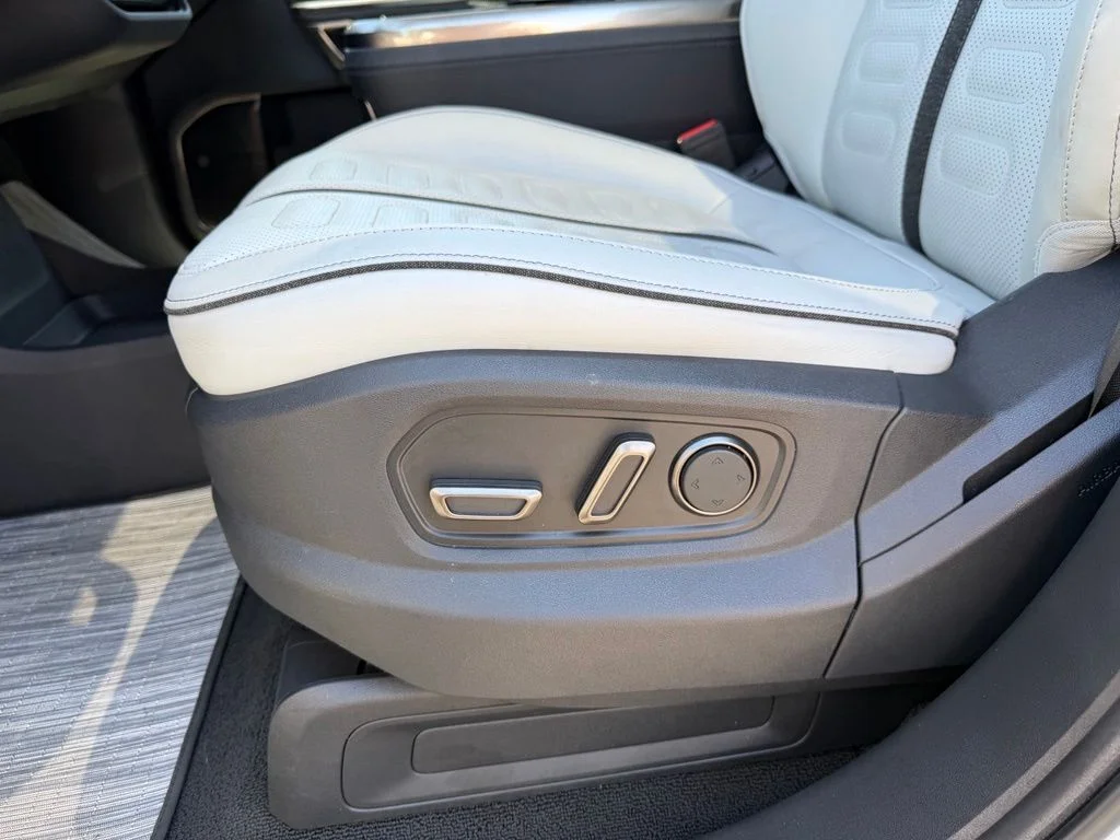 Used 2024 Glacier White Rivian Adventure image 14