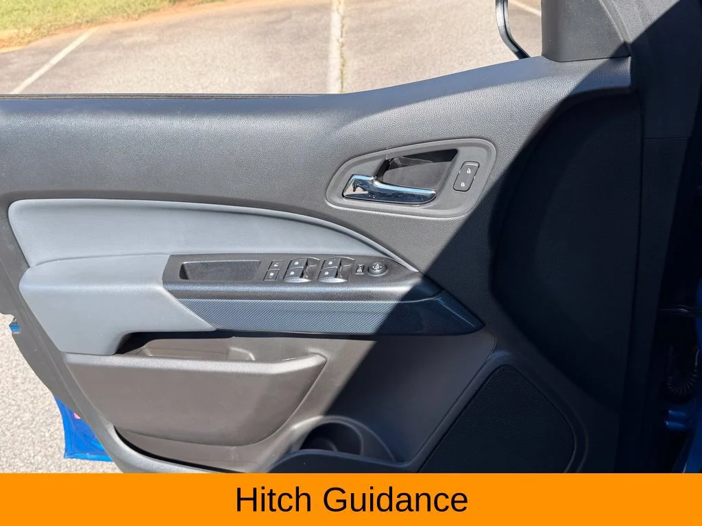 Used 2022 Bright Blue Metallic Chevrolet Z71 image 22