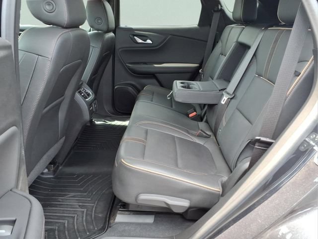 Used 2022 IRON GRAY METALLIC Chevrolet Premier image 18