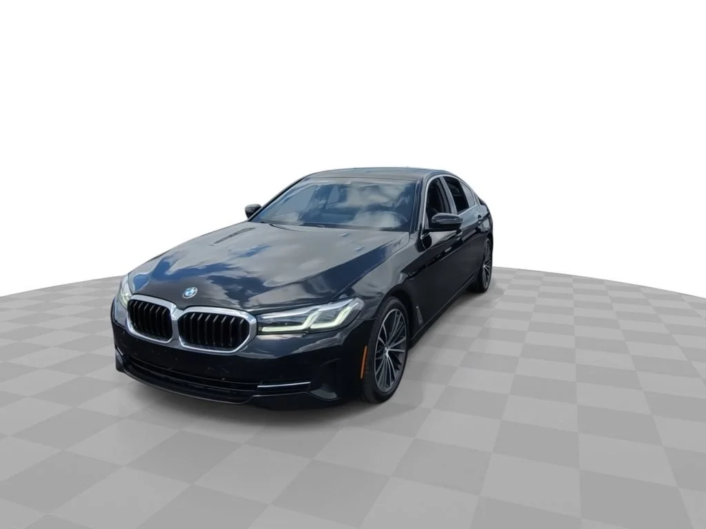 Used 2023 Black BMW i image 3