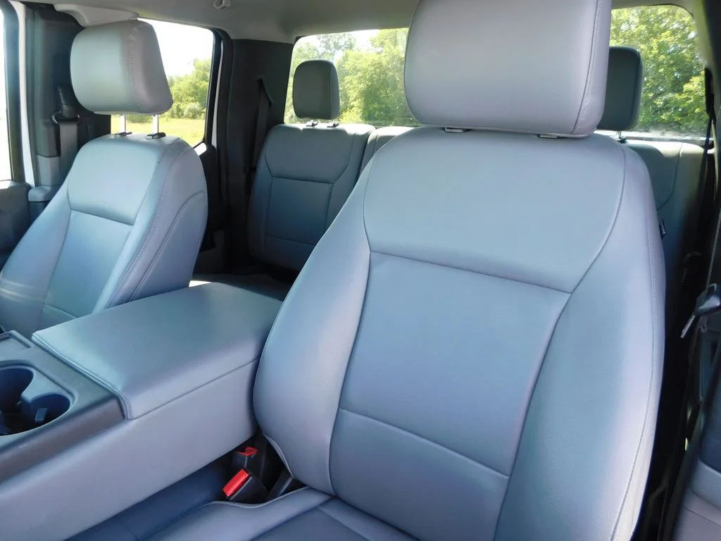 Used 2022 White Ford XL image 18