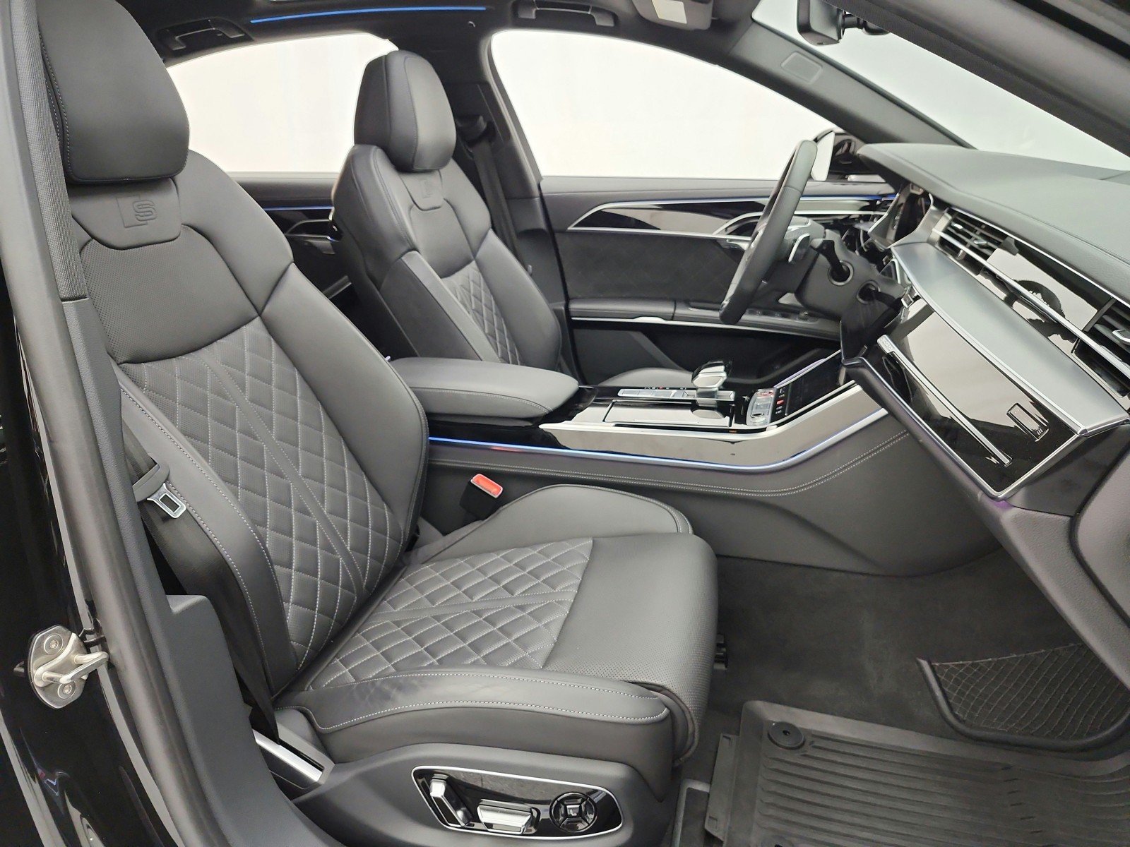 Used 2023 Mythos Black Metallic Audi  image 20