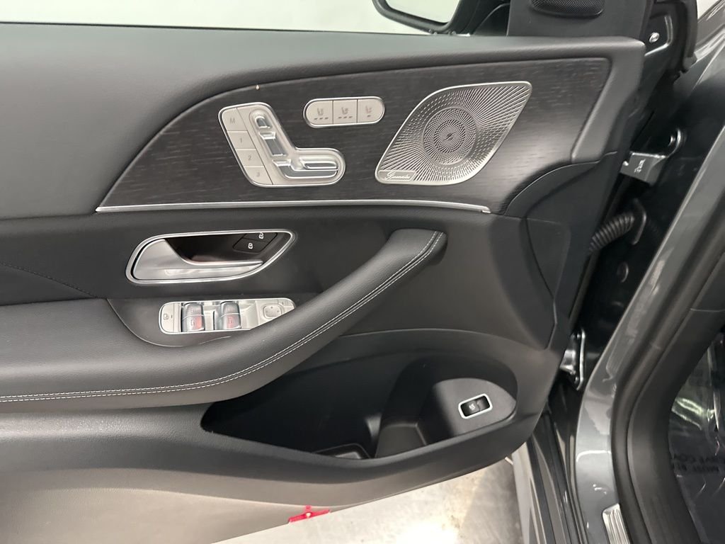 Used 2026 Gray Mercedes-Benz GLE 350 image 11
