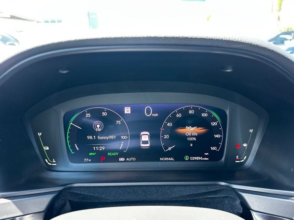 Used 2024  Honda LX image 22