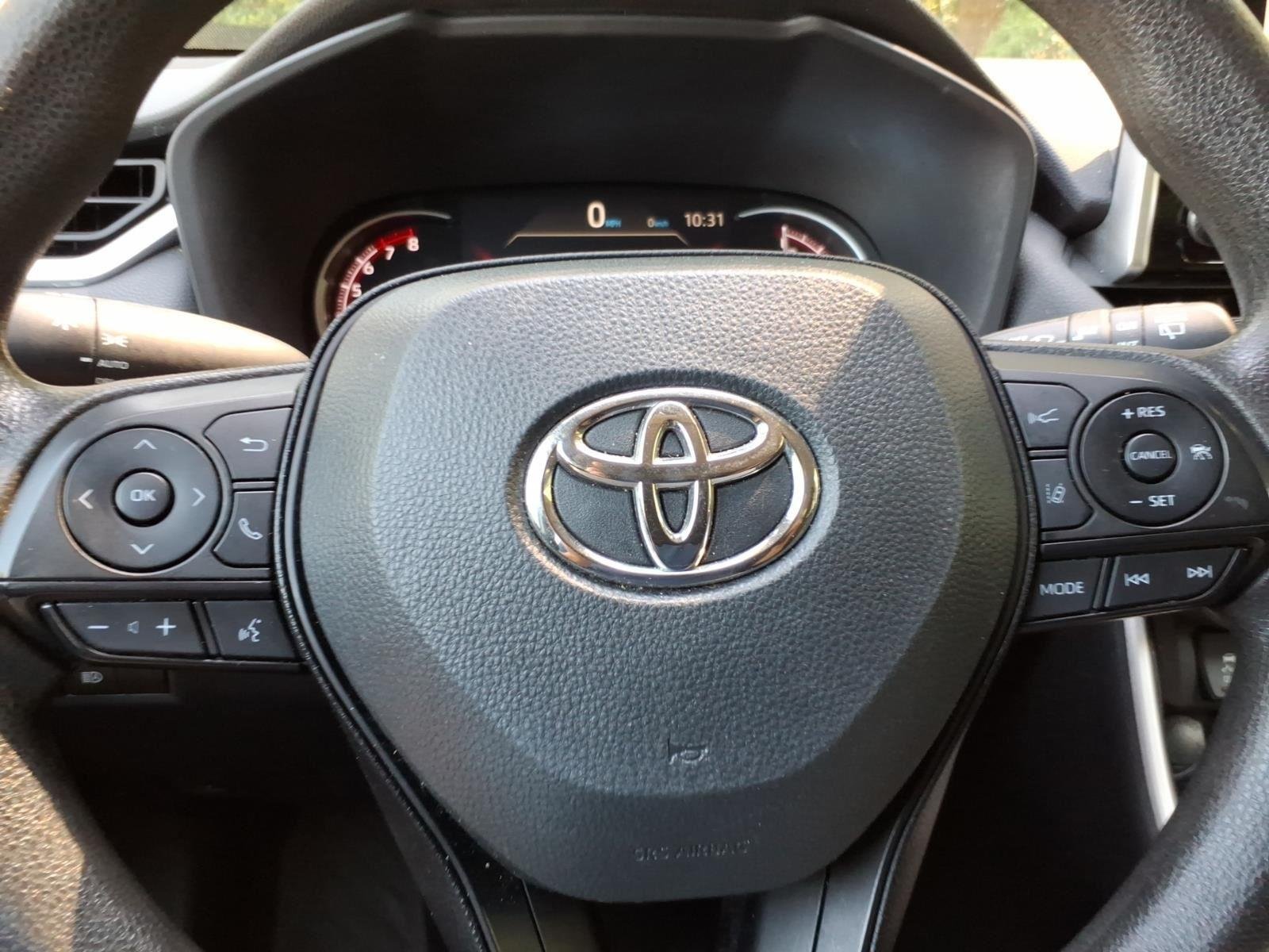 Used 2024  TOYOTA  image 18