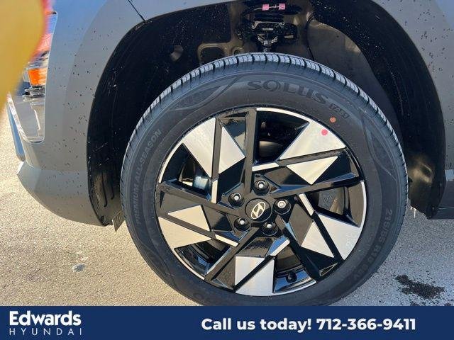 New 2025 Gray Hyundai SEL Convenience AWD image 32