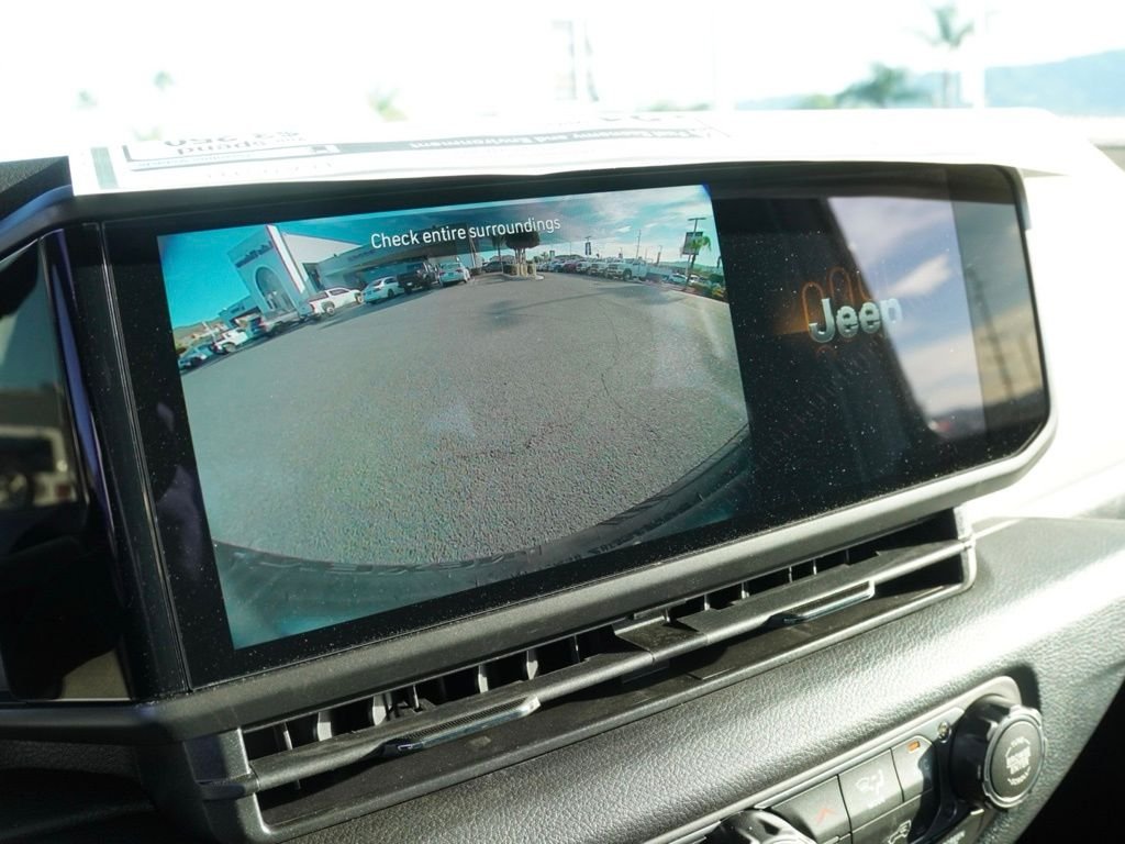 New 2026 Bright White Clear-Coat Exterior Paint Jeep Sport image 13