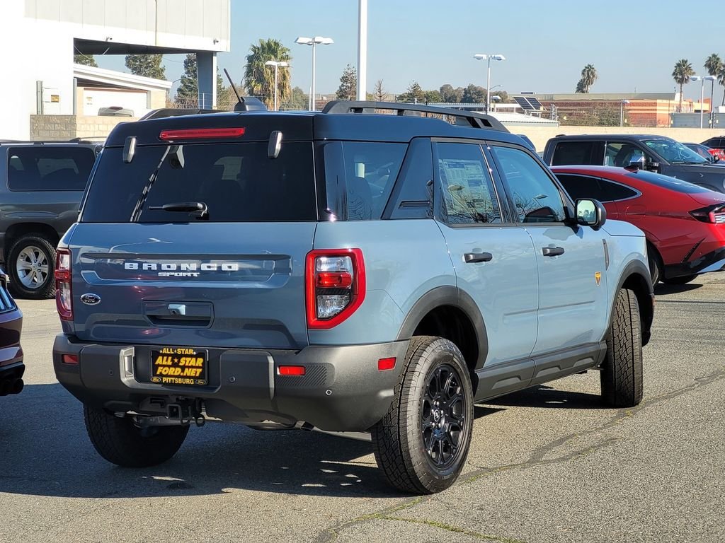 New 2025 Azure Gray Metallic Tri-Coat Ford Badlands® image 3