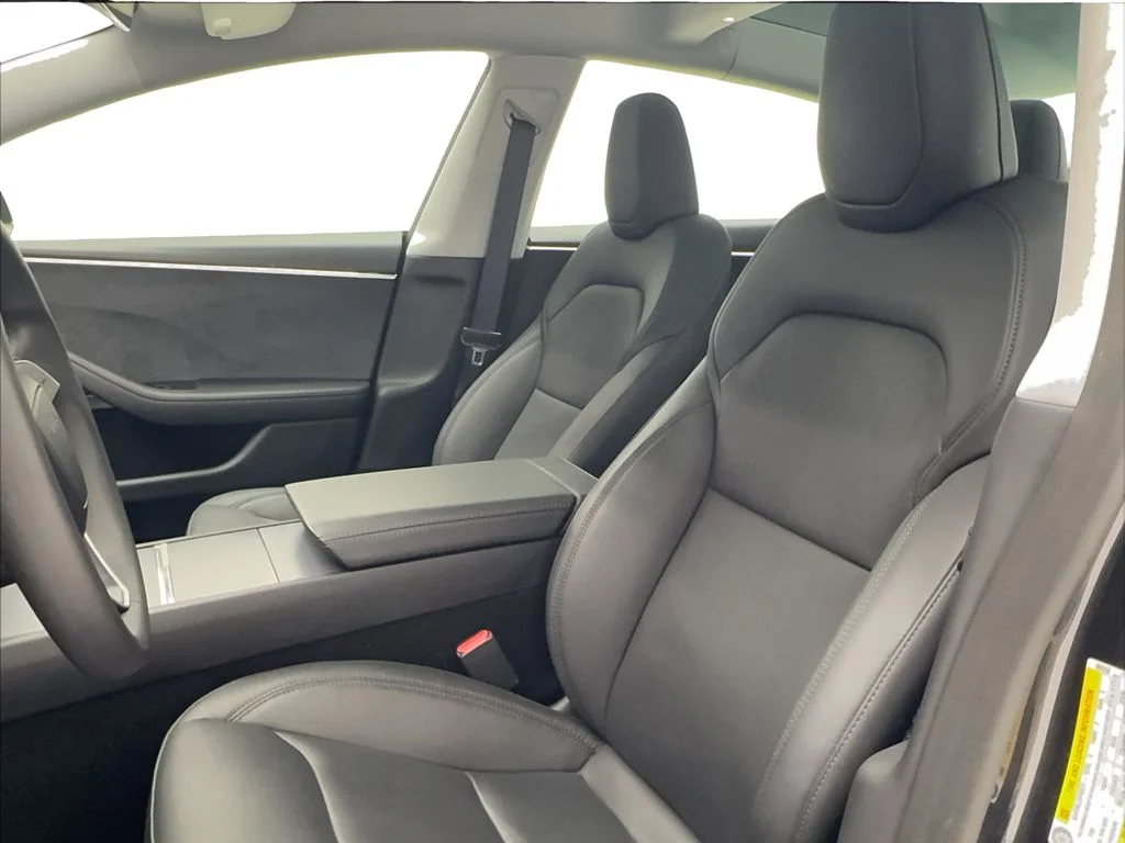 Used 2025 Black Tesla Long Range image 16